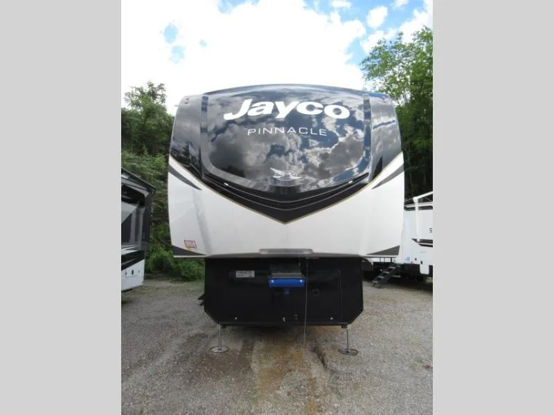 2026 Jayco Pinnacle 36FBTS - Photo 3