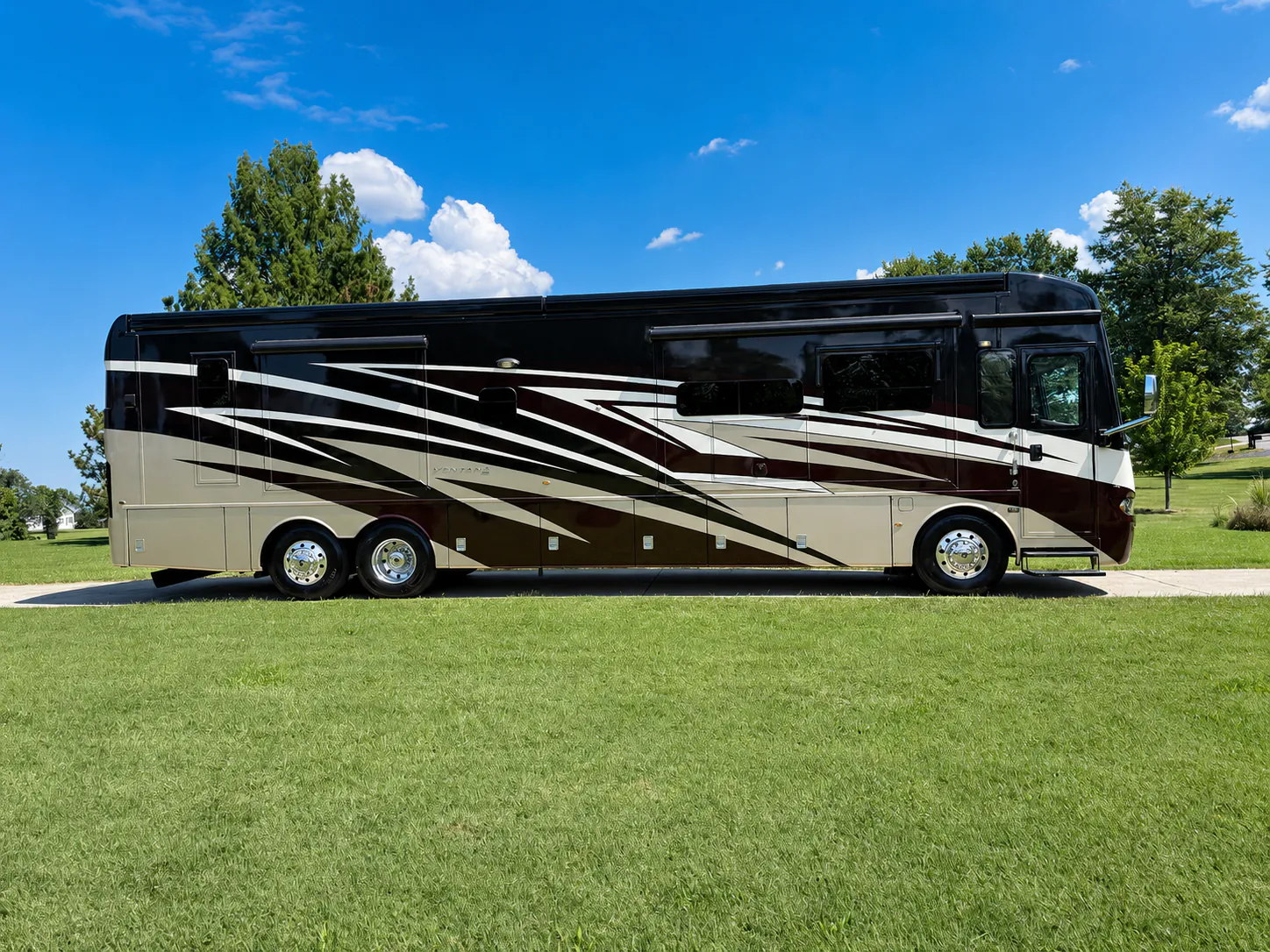 2021 Newmar Ventana 4326 - Photo 3