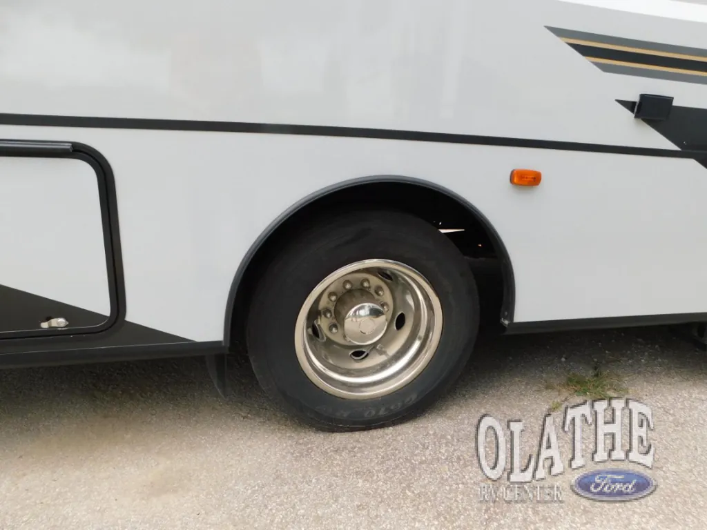 2023 Coachmen Pursuit 31BH, Photos photo 8