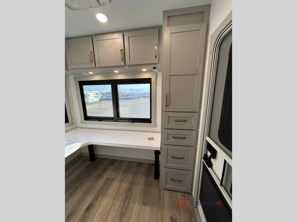 2026 Brinkley Model Z 3515, Photos photo 9