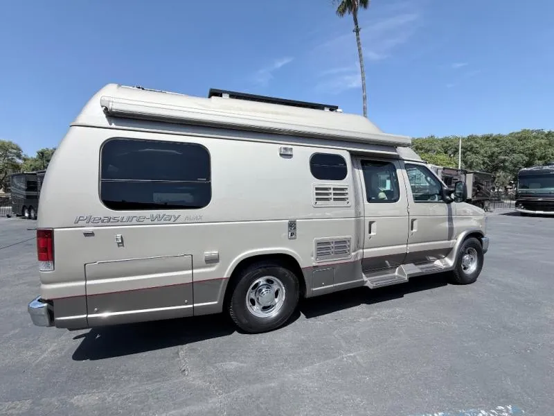 2010 Pleasure-Way Excel Used    TS2 - Photo 2