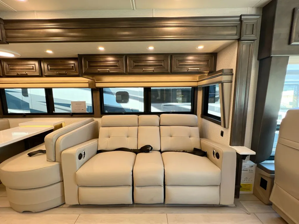 2026 Entegra Coach Aspire 44D, Photos photo 10