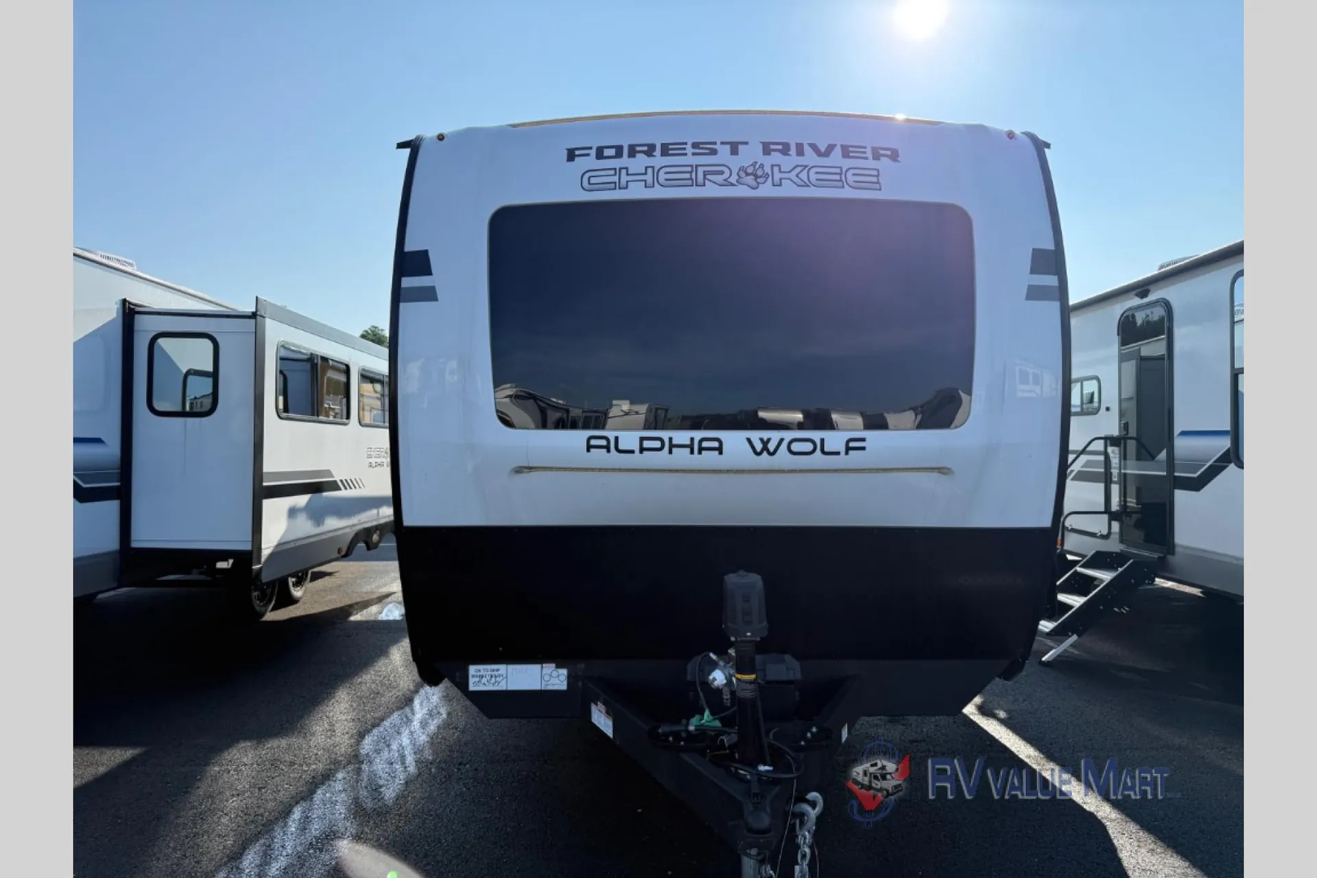 2025 Forest River Cherokee Alpha Wolf 33RL - Photo 3