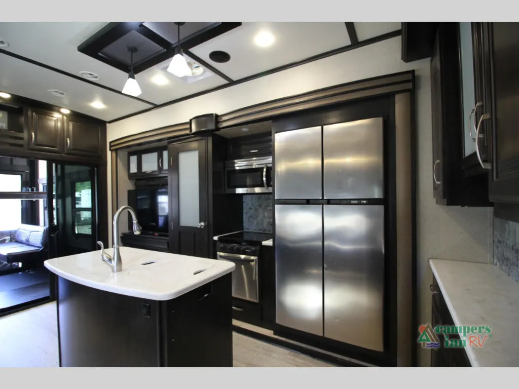 2016 Grand Design Momentum 380TH, Photos photo 42