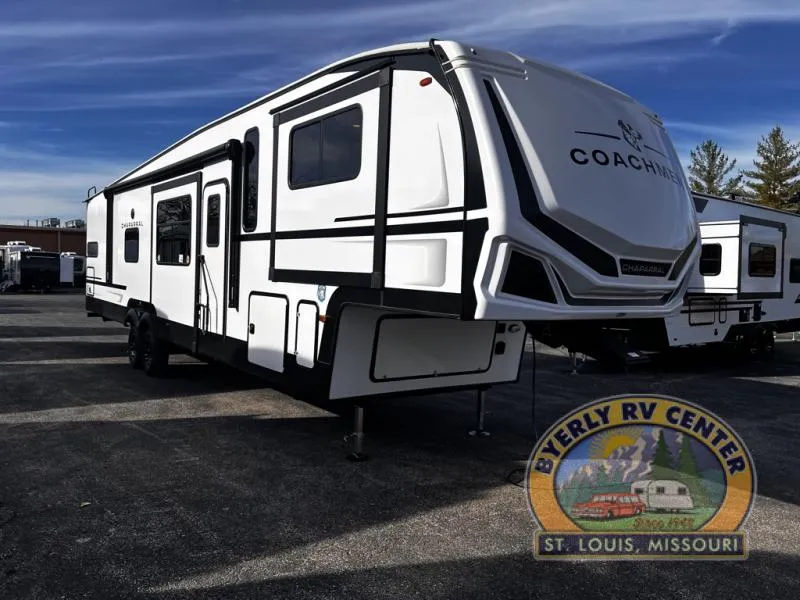 2026 Coachmen Chaparral 334FL - Photo 4