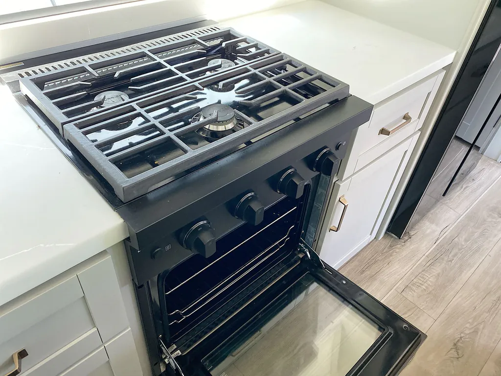 2025 Brinkley Model Z 3515, Photos photo 15