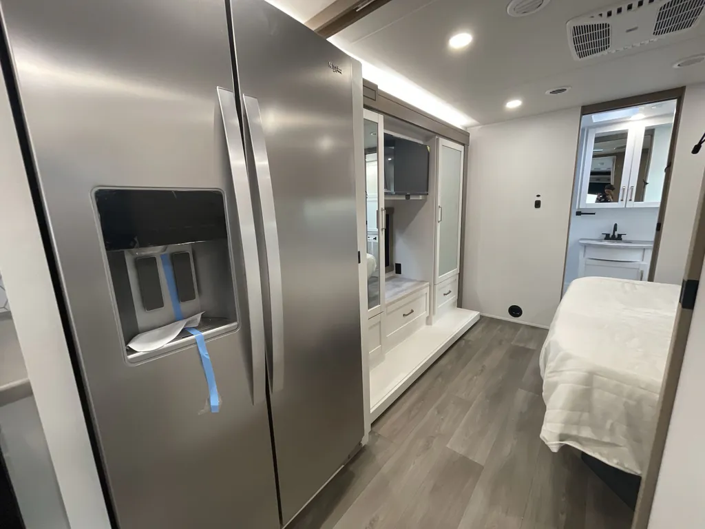 2027 Entegra Coach Vision XL 36C, Photos photo 33
