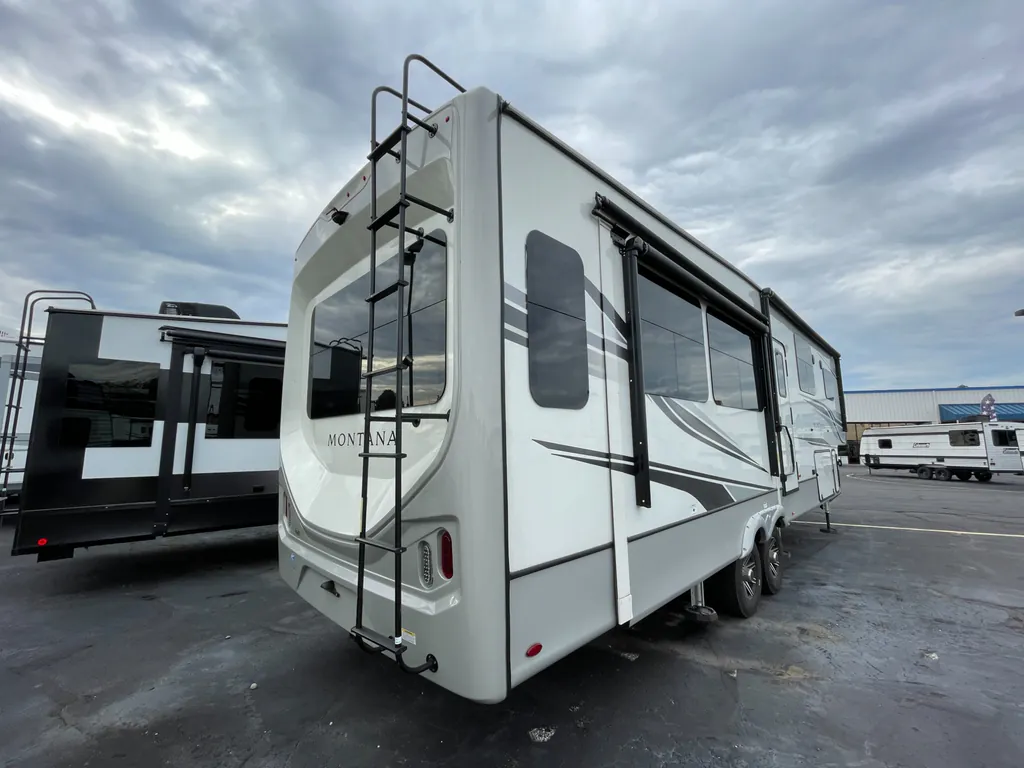 2022 Keystone Montana 3231CK, Photos photo 17