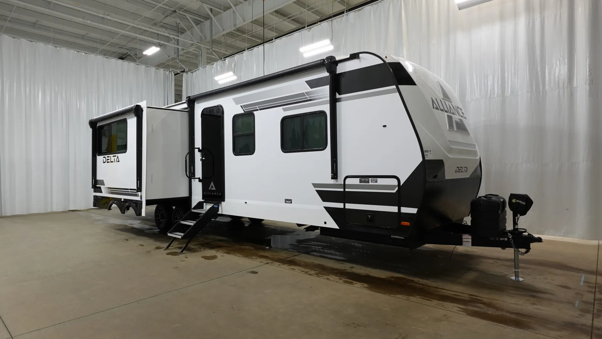 2026 Alliance RV Delta 321BH - Photo 2