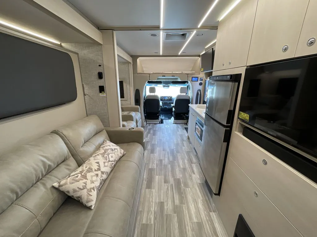 2026 Tiffin Wayfarer 25 XRW, Photos photo 9
