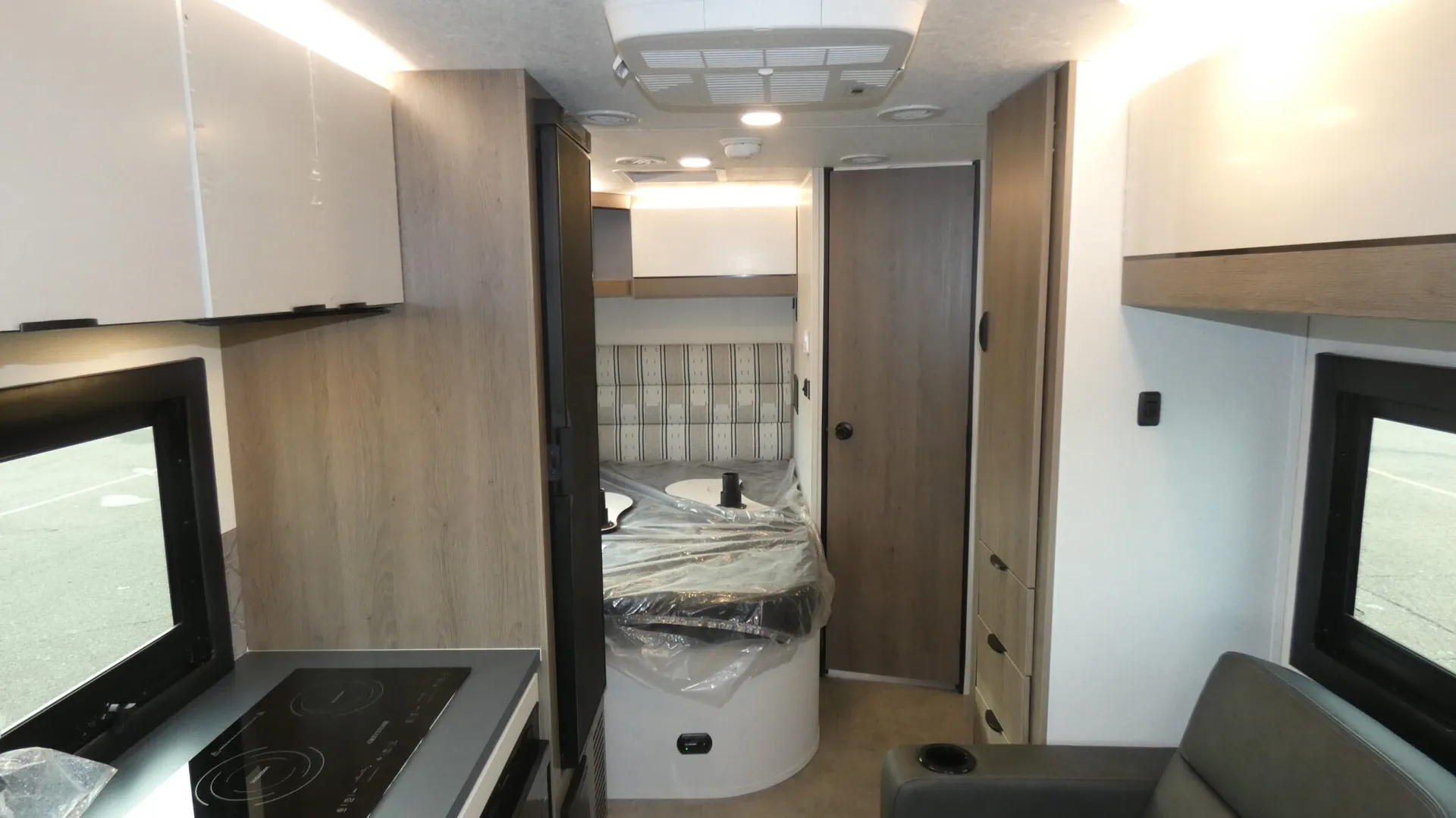 2026 Coachmen Cross Trail EV 24FL - Photo 3