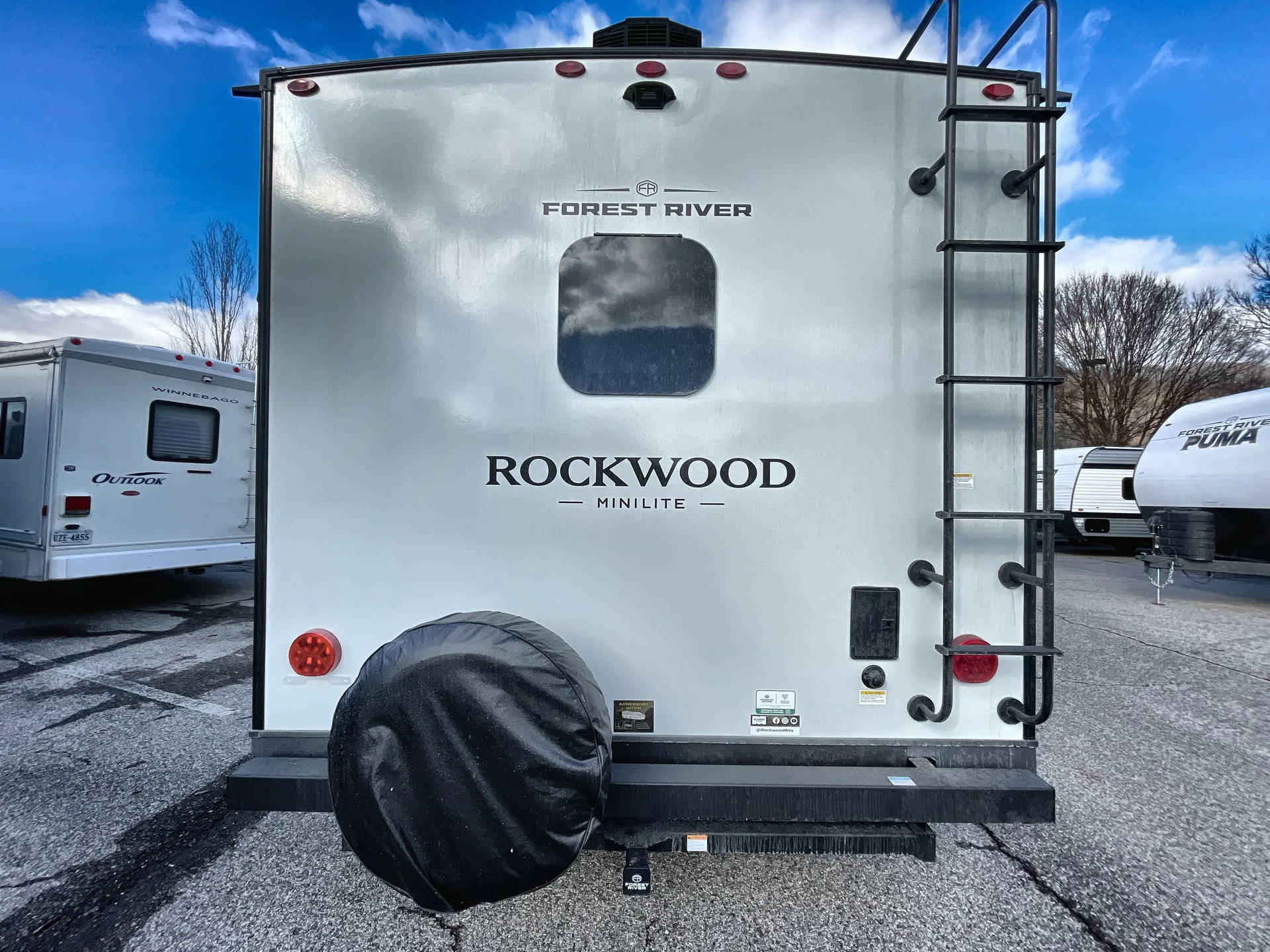 2026 Forest River Rockwood Mini Lite 2214S — backside