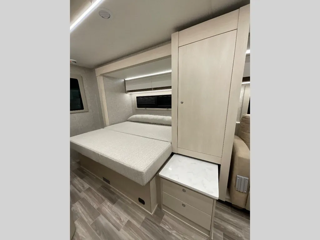 2026 Tiffin Wayfarer 25 XPW, Photos photo 18