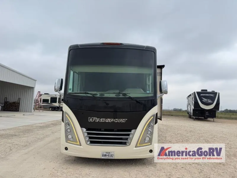 2022 Thor Motor Coach Windsport 34J - Photo 2
