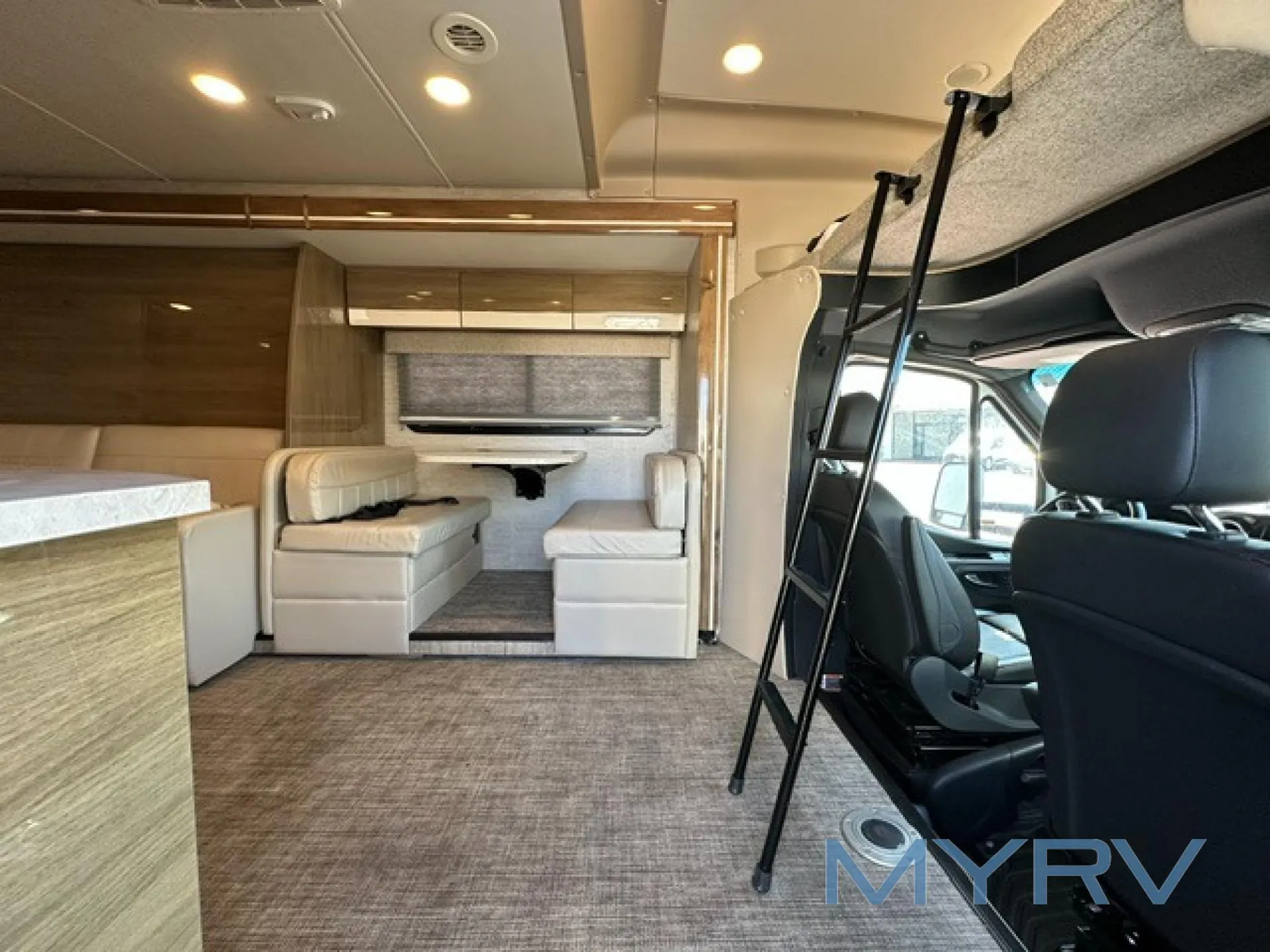 2020 Entegra Coach Qwest 24R - Photo 3