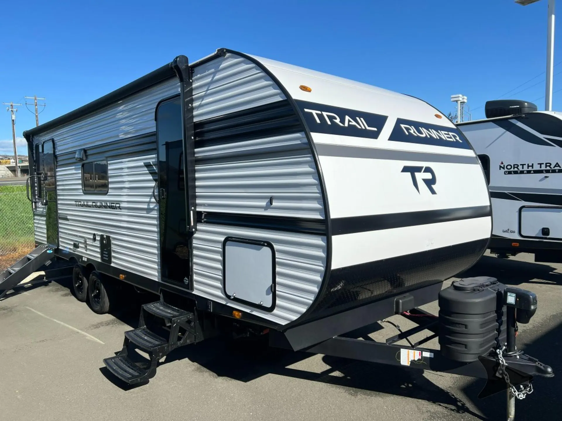 2025 Heartland Trail Runner 255RL - Photo 2