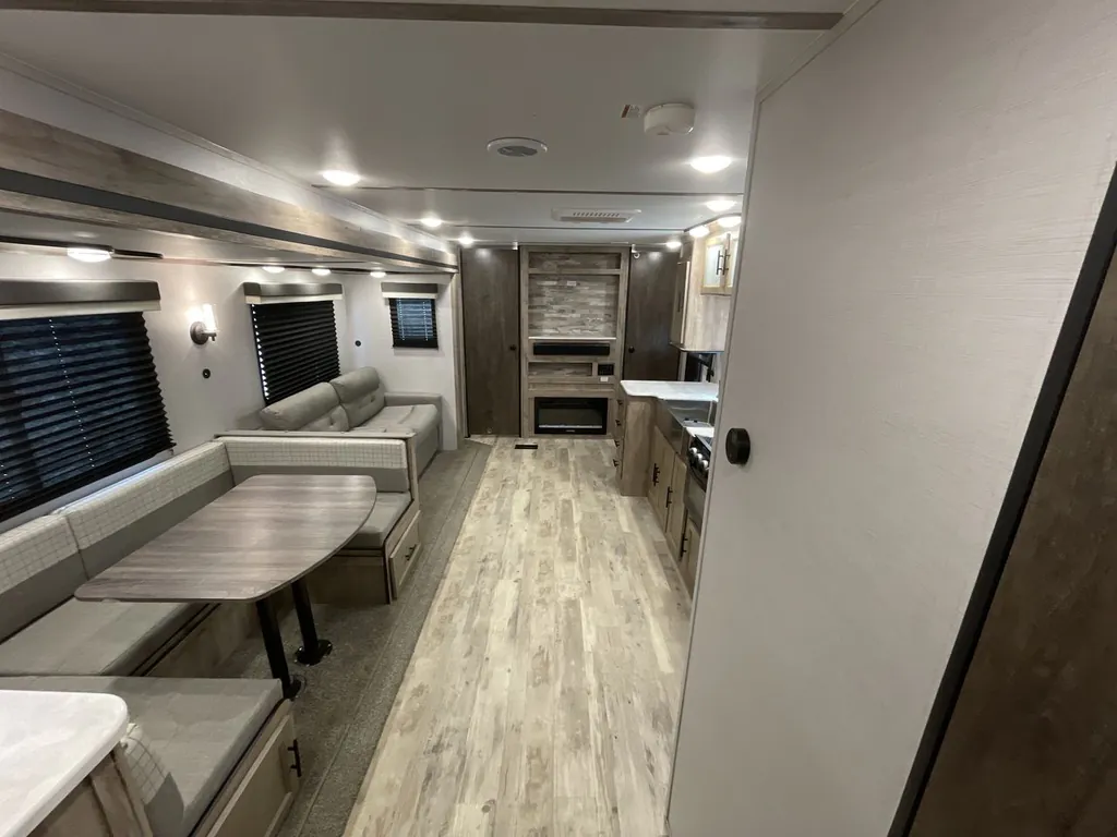2024 Gulf Stream Conquest 323TBR, Photos photo 42