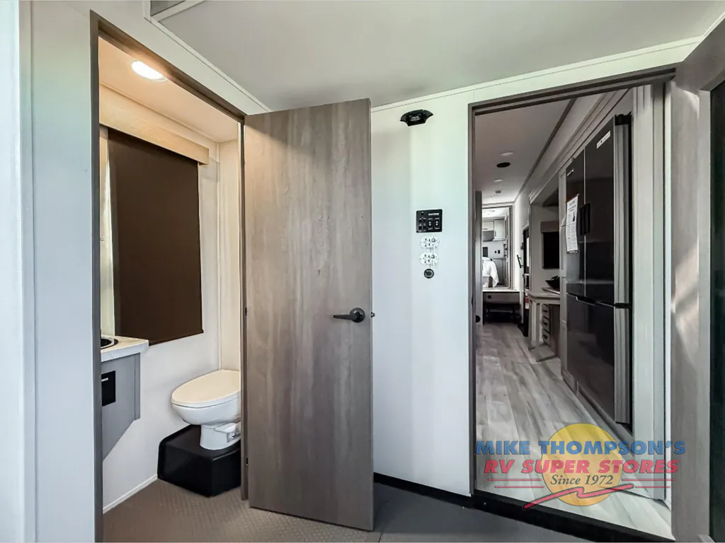 2026 Grand Design Momentum 392M, Photos photo 43