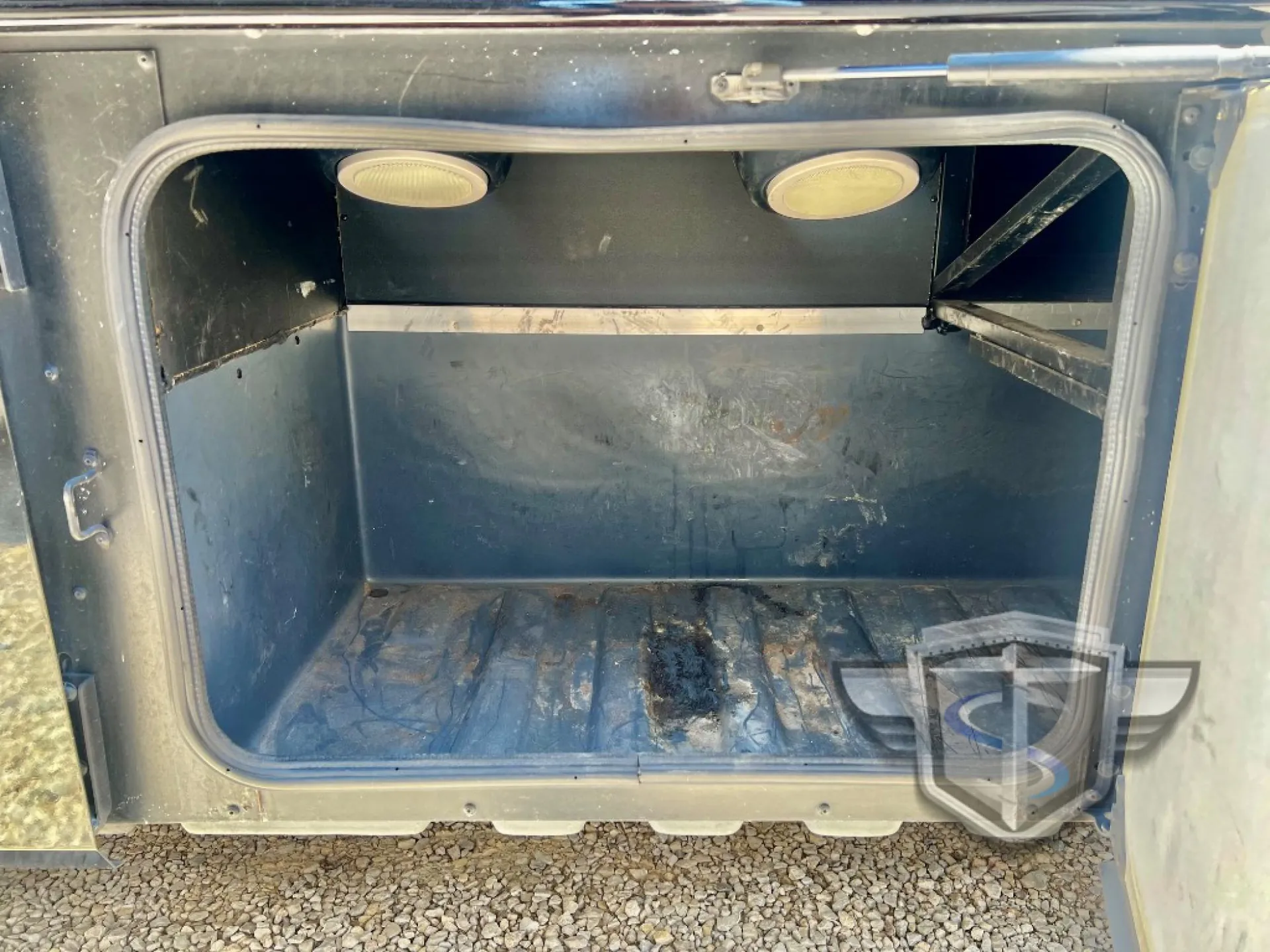 2014 Fleetwood Bounder 36E - Photo 4