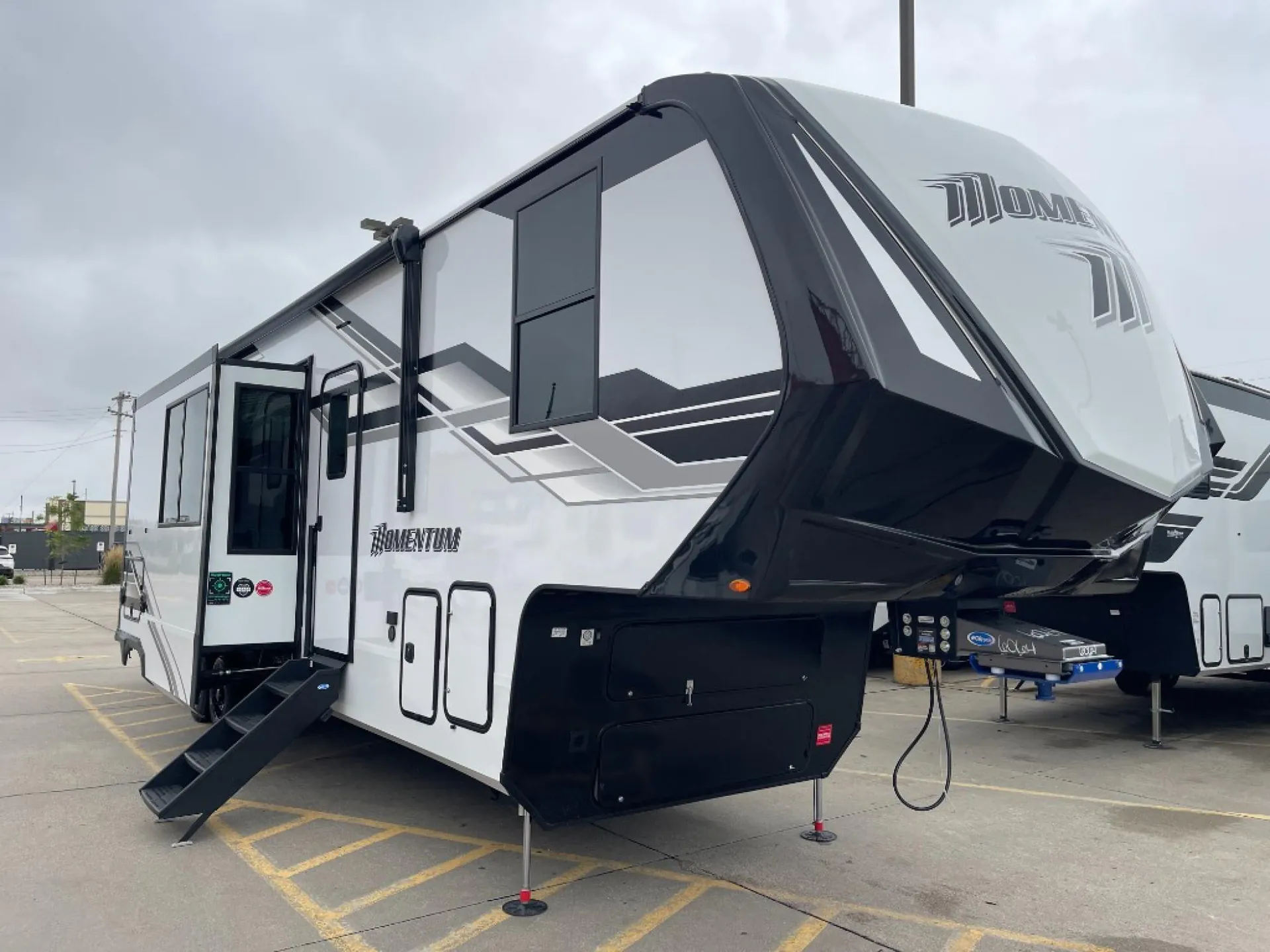 2027 Grand Design Momentum 344M