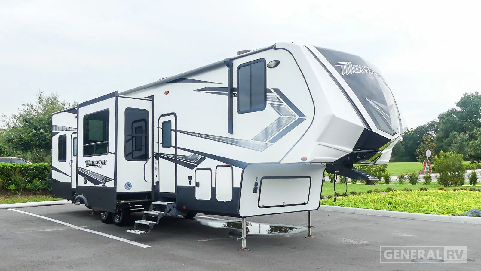 2019 Grand Design Momentum G-Class 350G - Photo 2