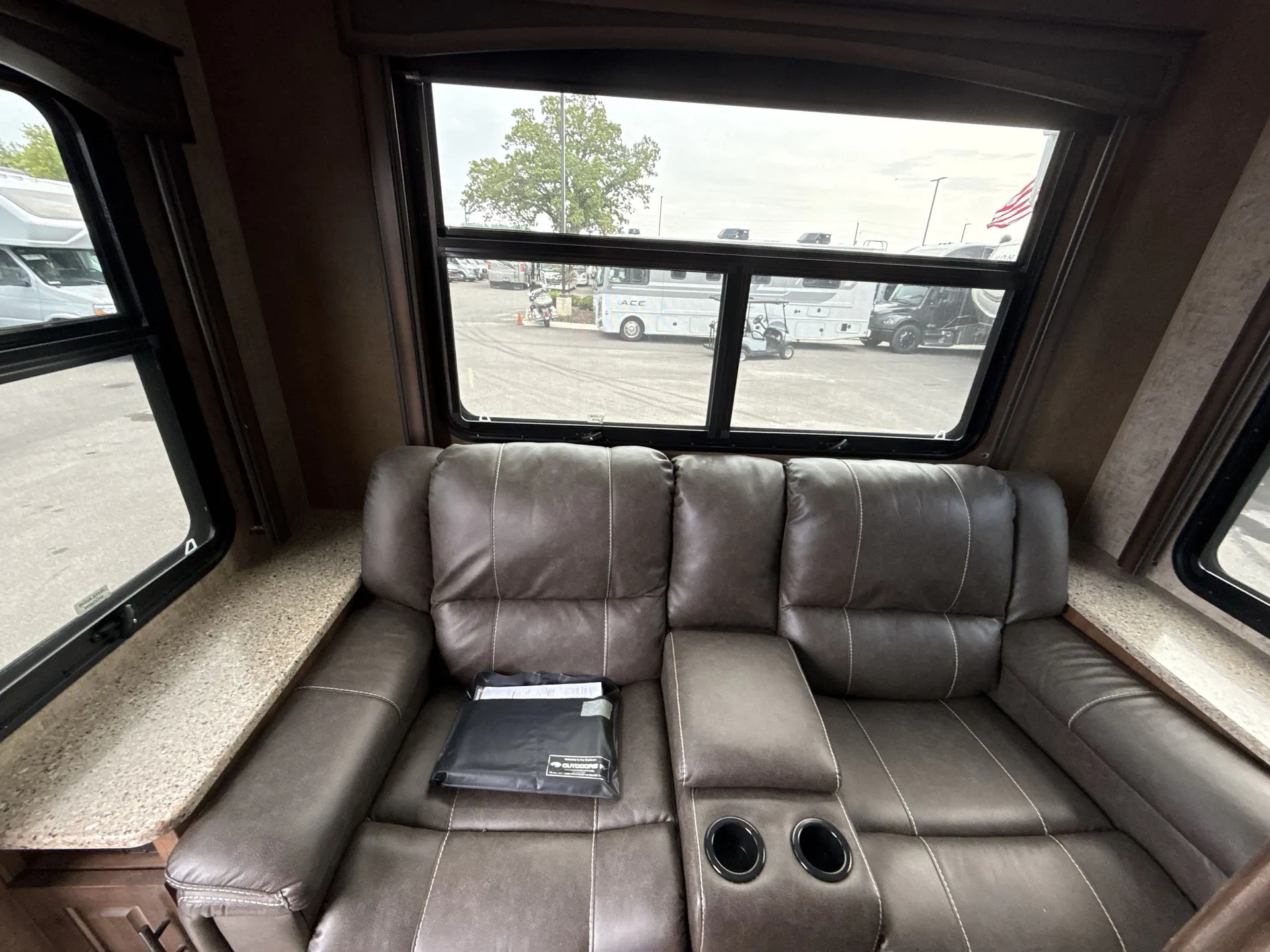 2019 Outdoors RV Mountain Series Timber Ridge 25RTS — living area main
