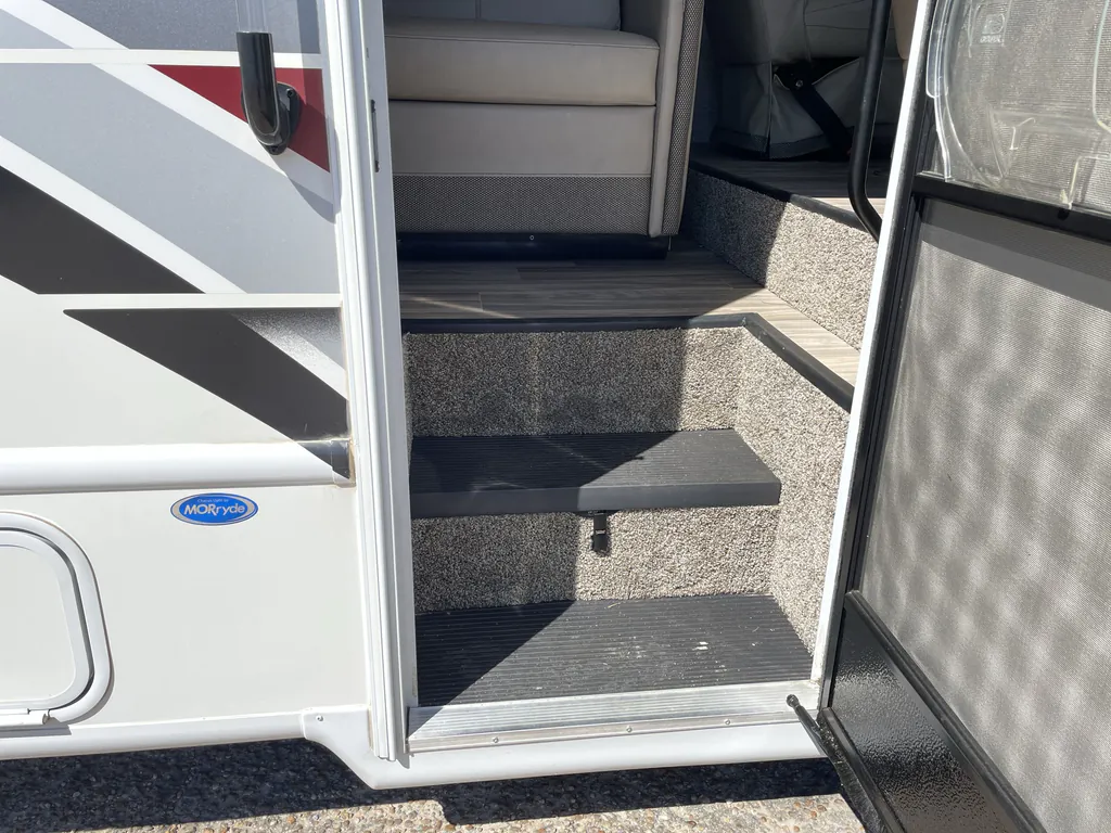 2023 Thor Motor Coach Axis 24.3, Photos photo 20