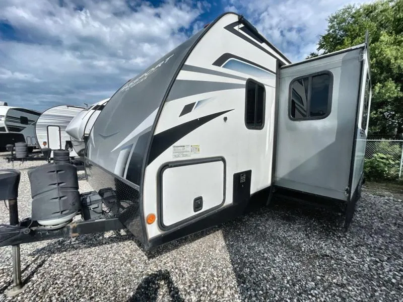 2021 Keystone RV Passport Used    221BH SL Series - Photo 4