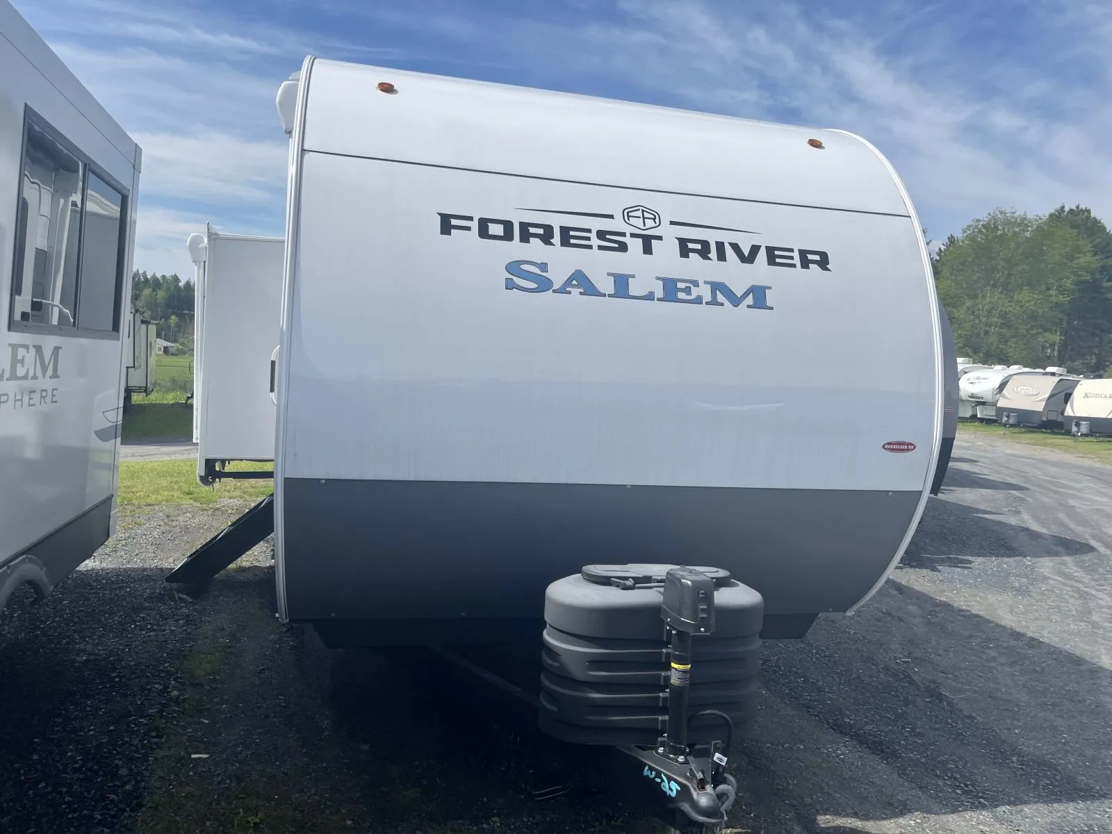 2025 Forest River Salem 27RE - Photo 2