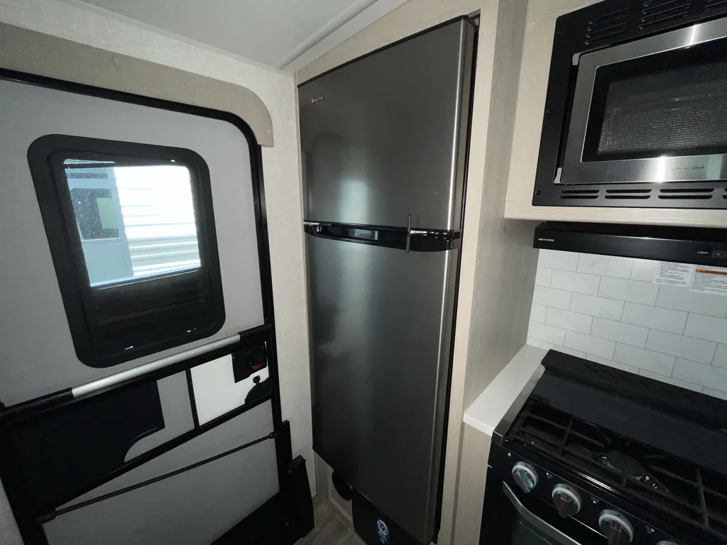 2023 Forest River Rockwood Ultra Lite 2614BS, Photos photo 15
