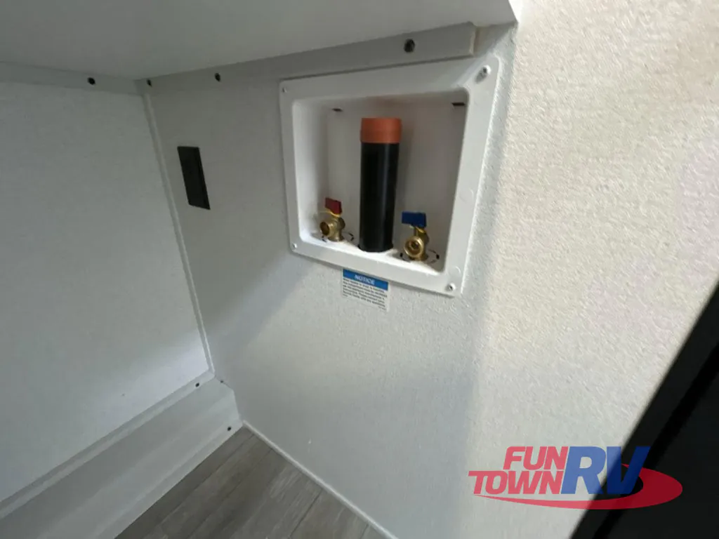 2026 Forest River Solaire 3150TBSS, Photos photo 24