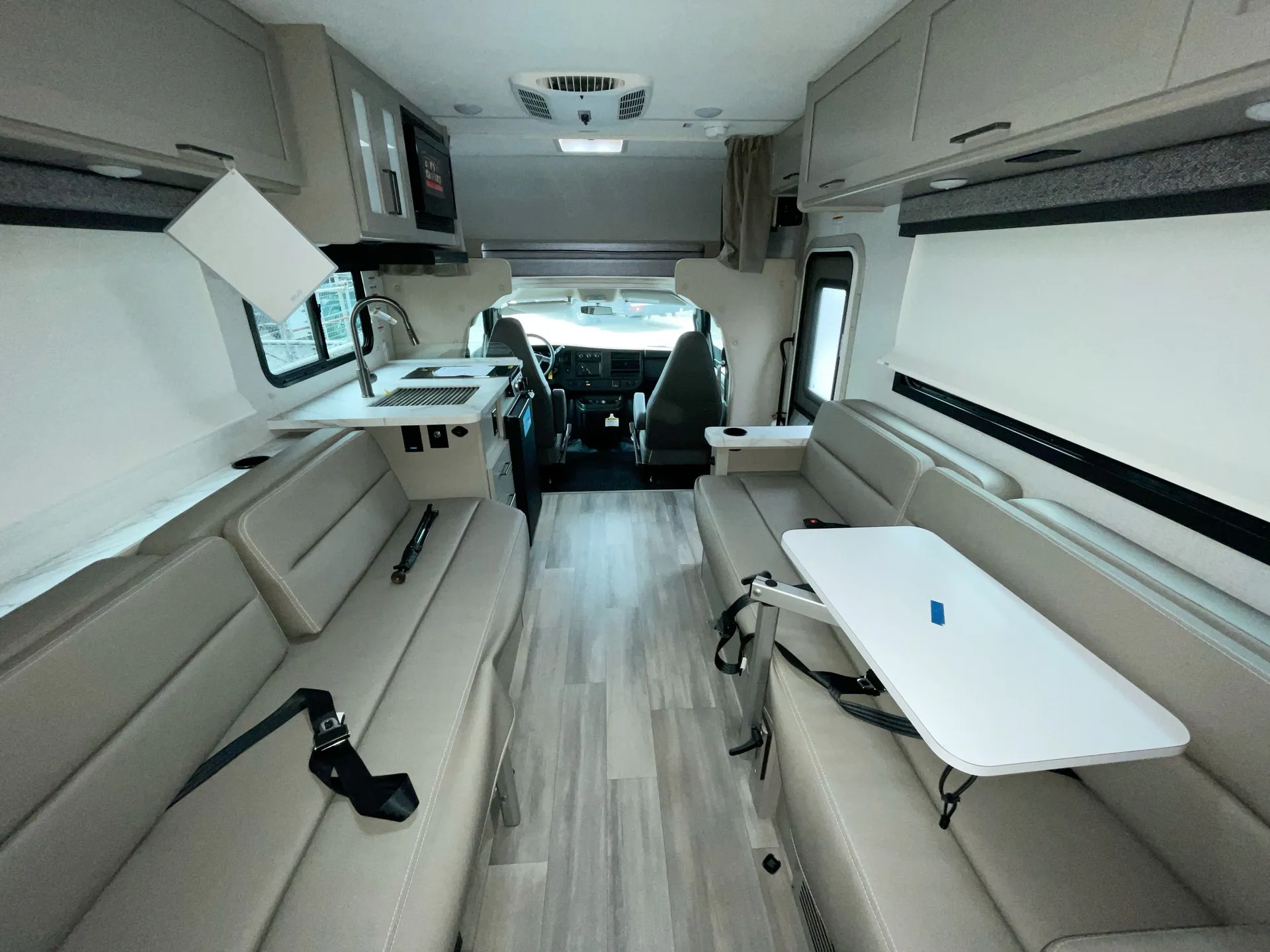 2026 Thor Motor Coach Coleman 19CX - Photo 4