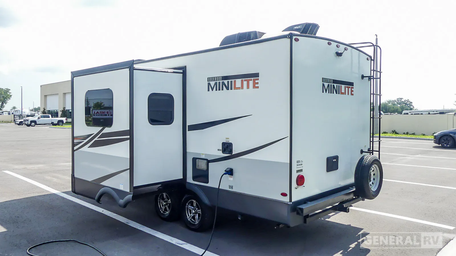 2022 Forest River Rockwood Mini Lite 2205S - Photo 4