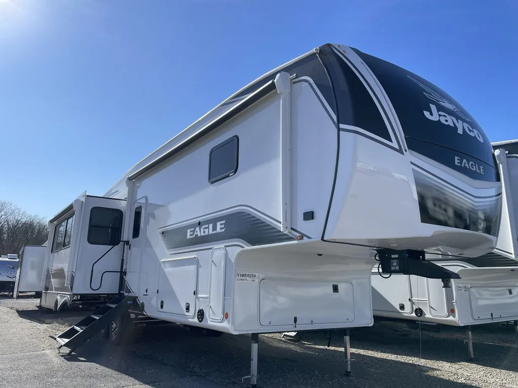 2026 Jayco Eagle 321RSTS, Photos photo 2
