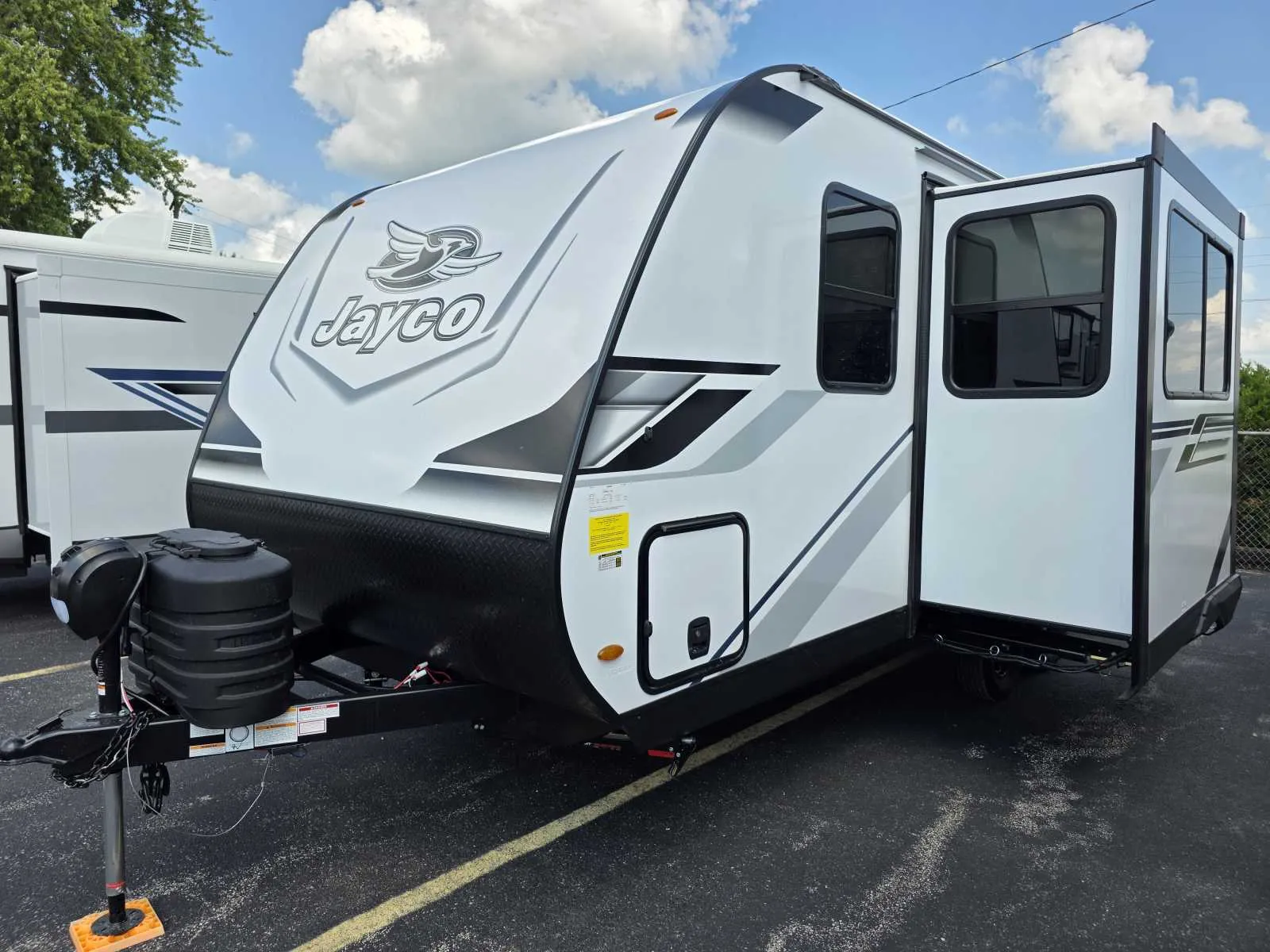 2026 Jayco Jay Feather 19MRK - Photo 2