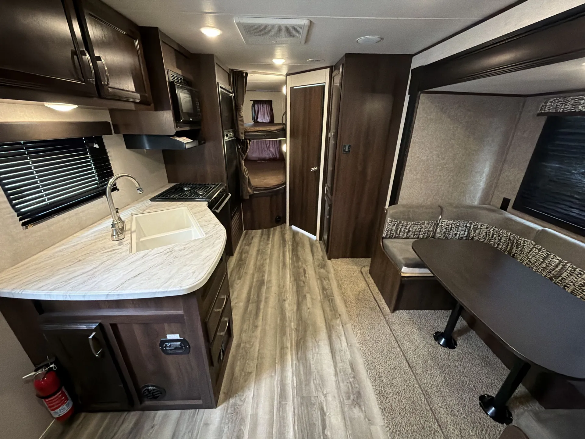 2020 Jayco Jay Flight SLX 242BHS — living area main