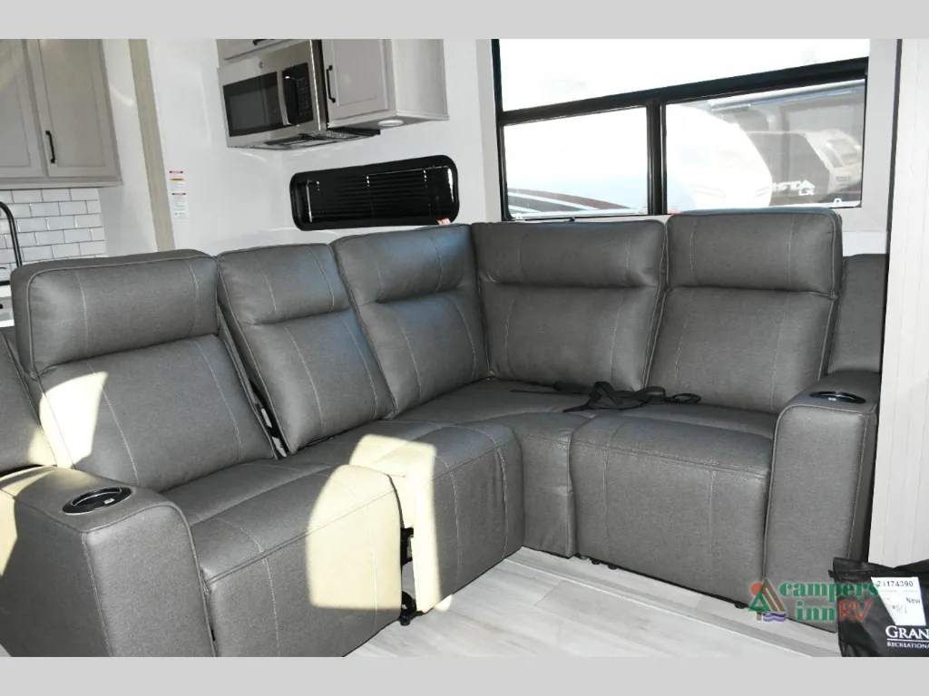 2026 Grand Design Momentum 392M, Photos photo 12