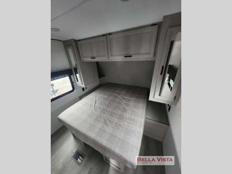 2027 Coachmen Catalina Legacy Edition 283RKS - Photo 3