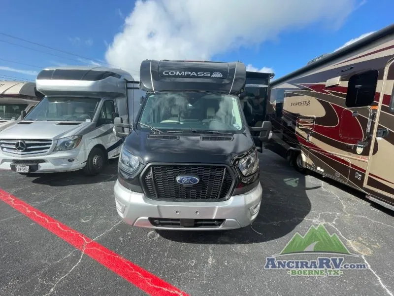 2018 Forest River RV Sunseeker MBS 2400W - Photo 4