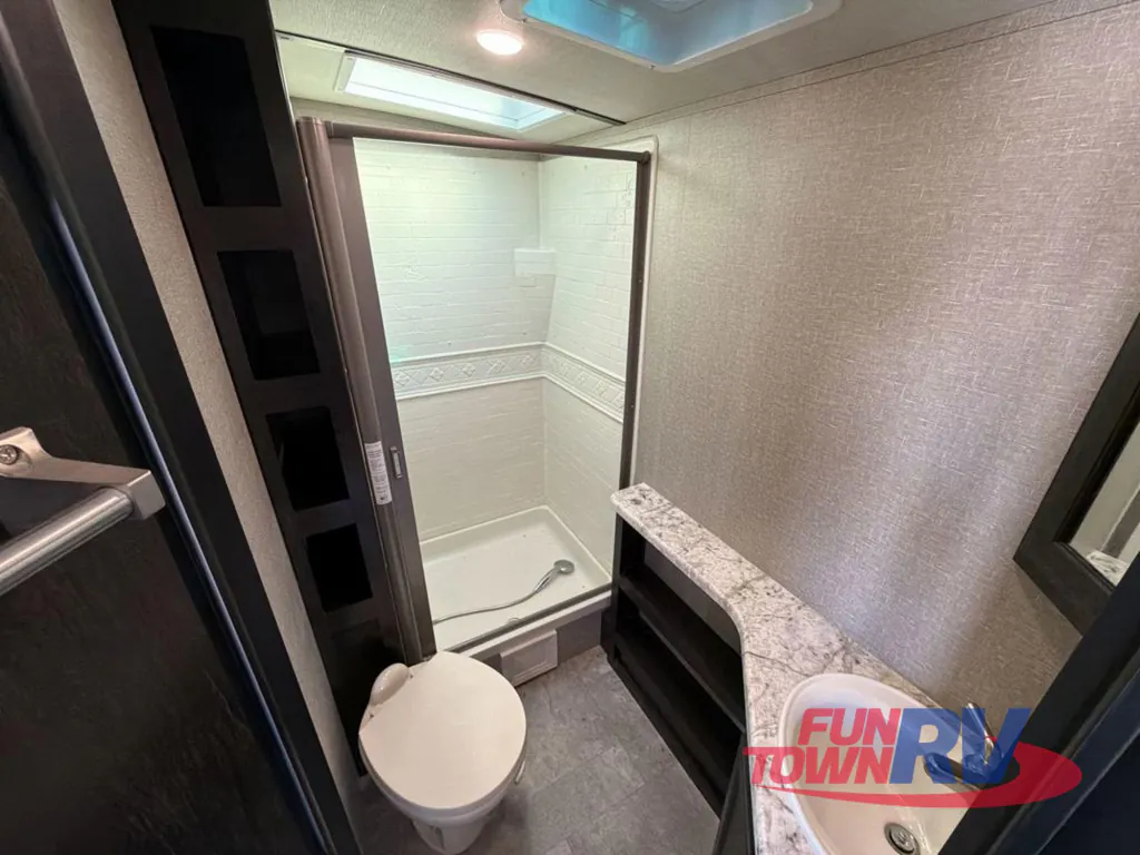 2019 Grand Design Imagine 2800BH, Photos photo 20