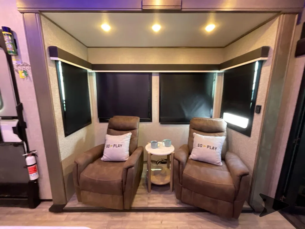 2023 Jayco Seismic Luxury Series 3815, Photos photo 23
