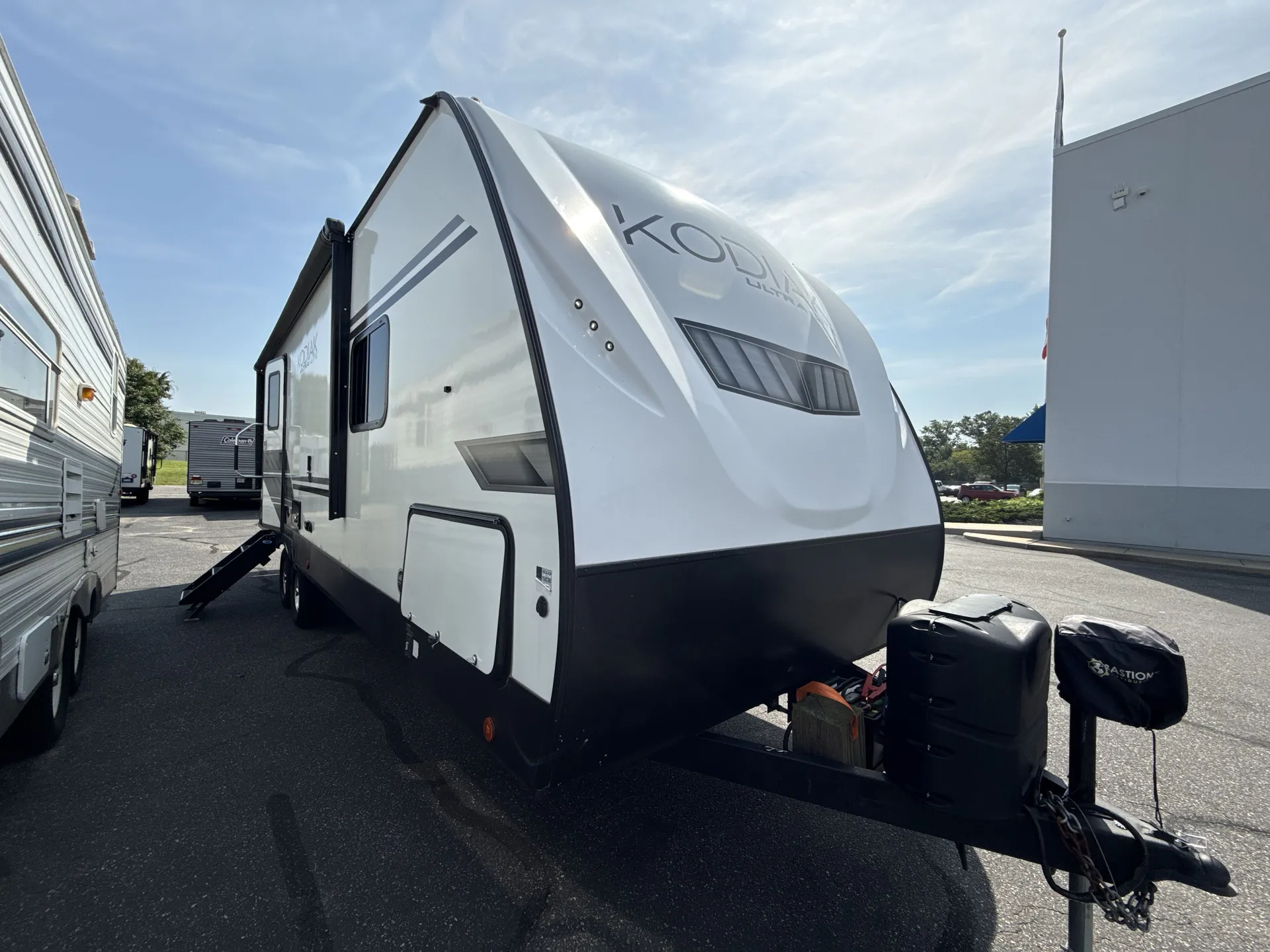 2023 Dutchmen Kodiak Ultra-Lite Ultra-Lite 257RKSL - Photo 2