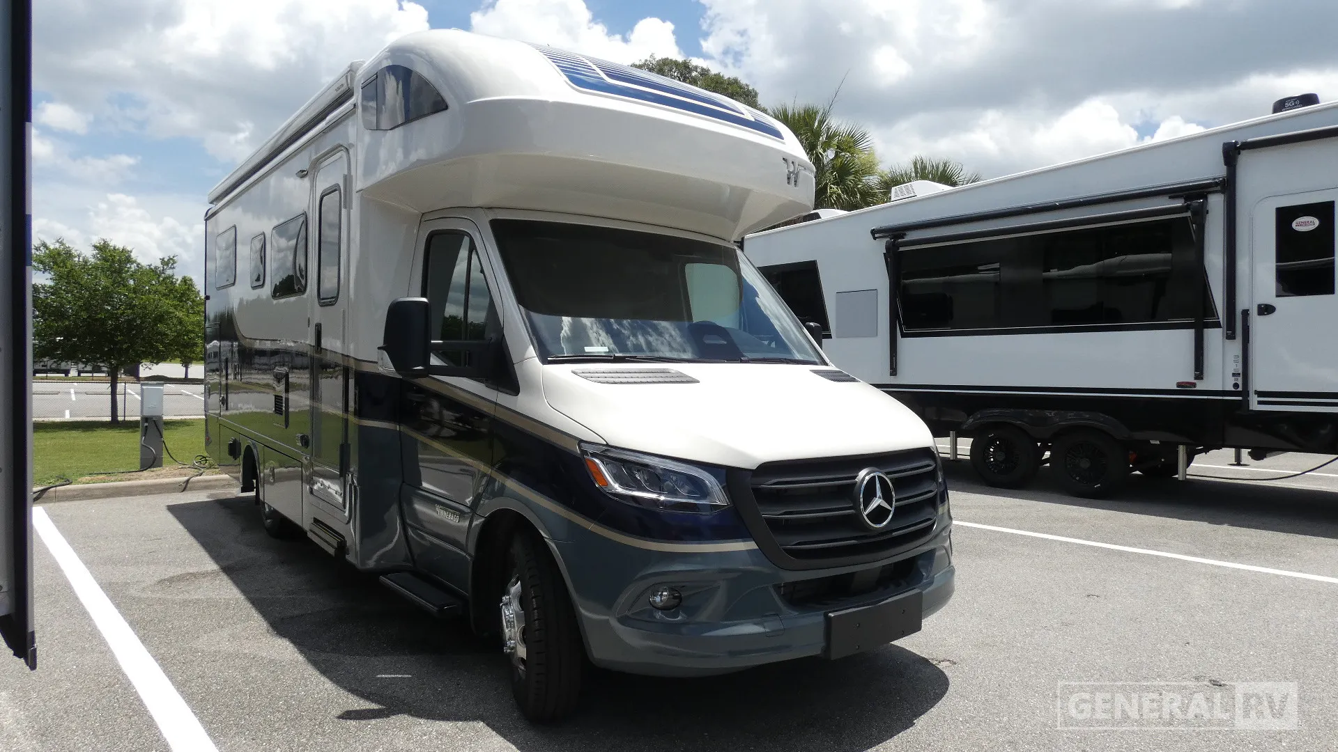 2027 Winnebago View 24R - Photo 2