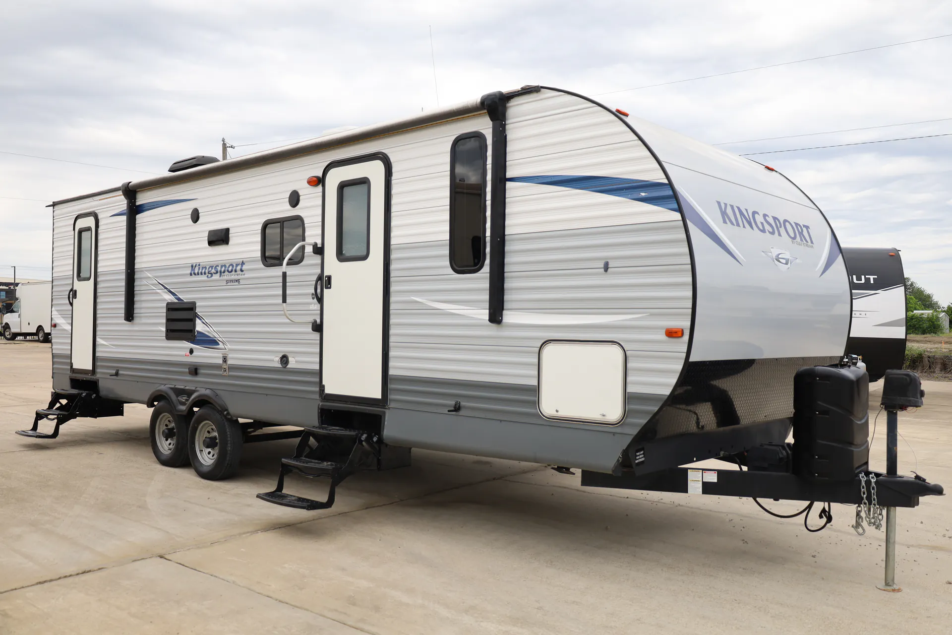 2018 Gulf Stream Kingsport 271DDS - Photo 2