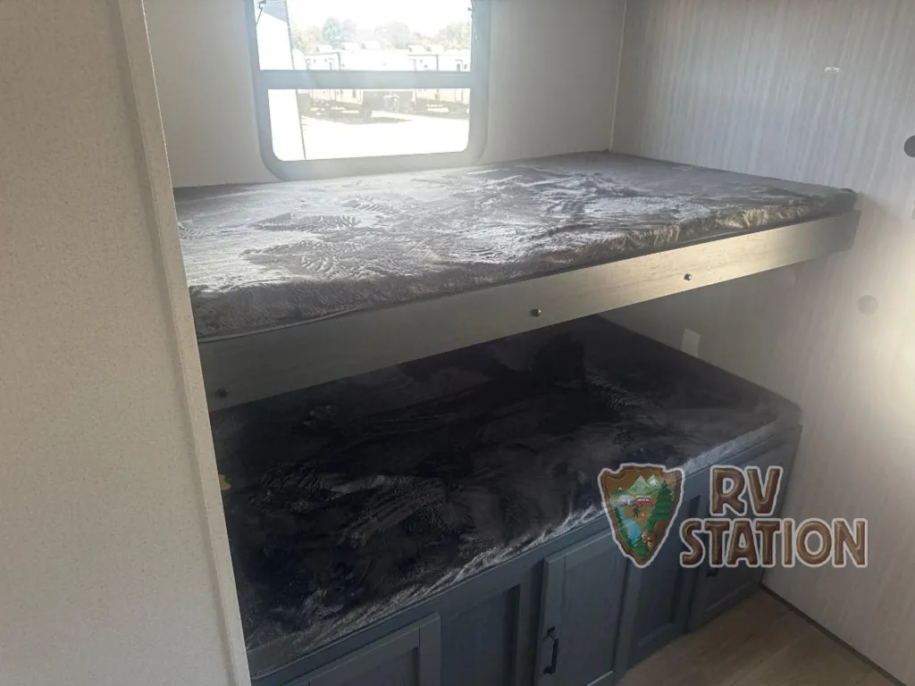 2027 Forest River Puma 32BHQS, Photos photo 8