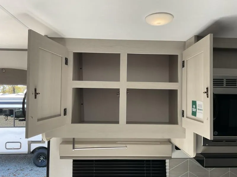 2027 Coachmen Catalina Legacy Edition 333DBDSCK, Photos photo 47