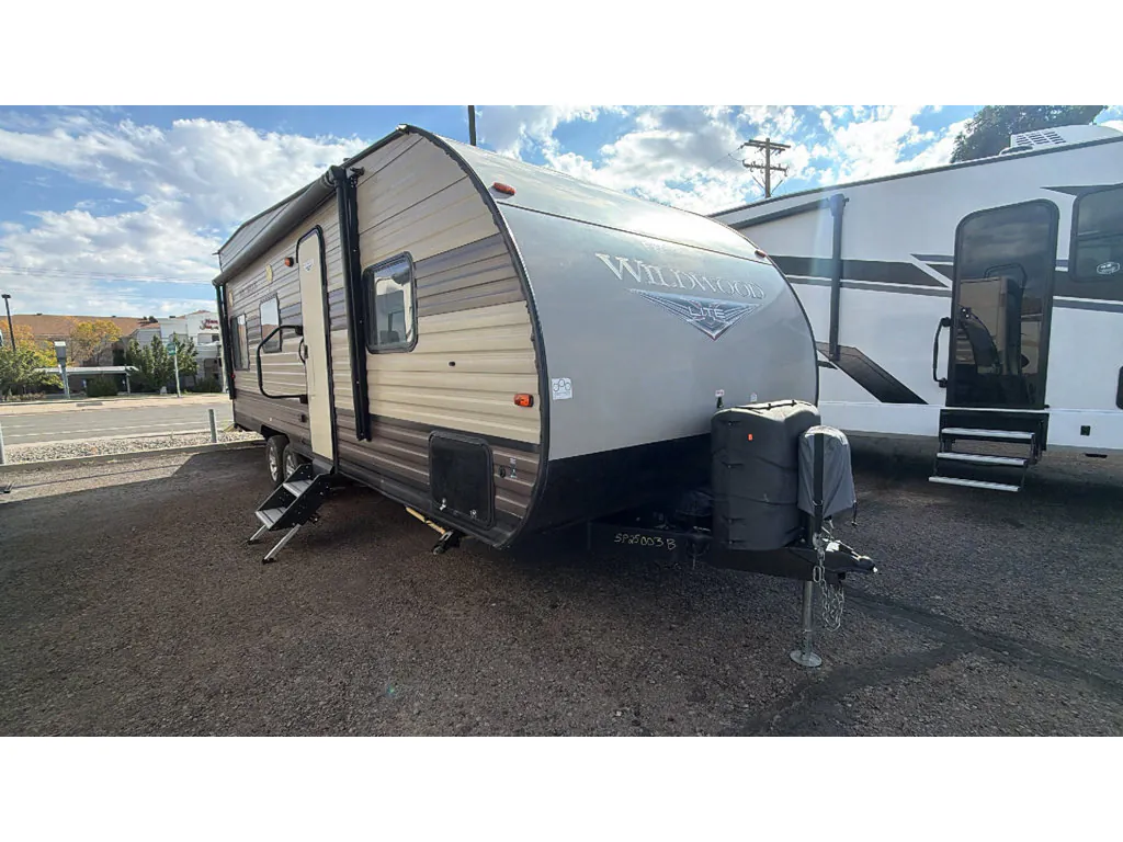 2019 Forest River Wildwood X-Lite 211SSXL - Photo 2