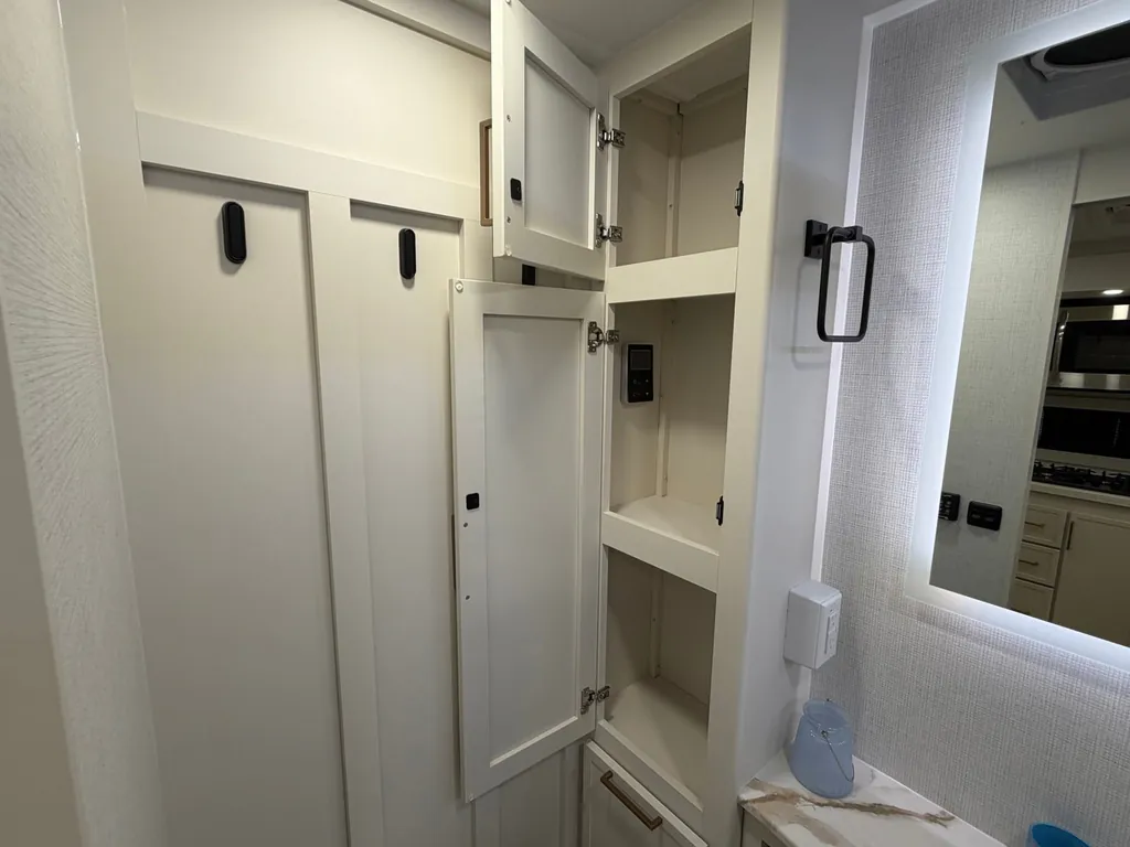 2026 Brinkley Model I 235, Photos photo 41