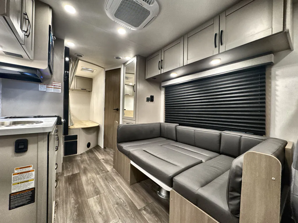 2027 Jayco Redhawk SE 22EF, Photos photo 2