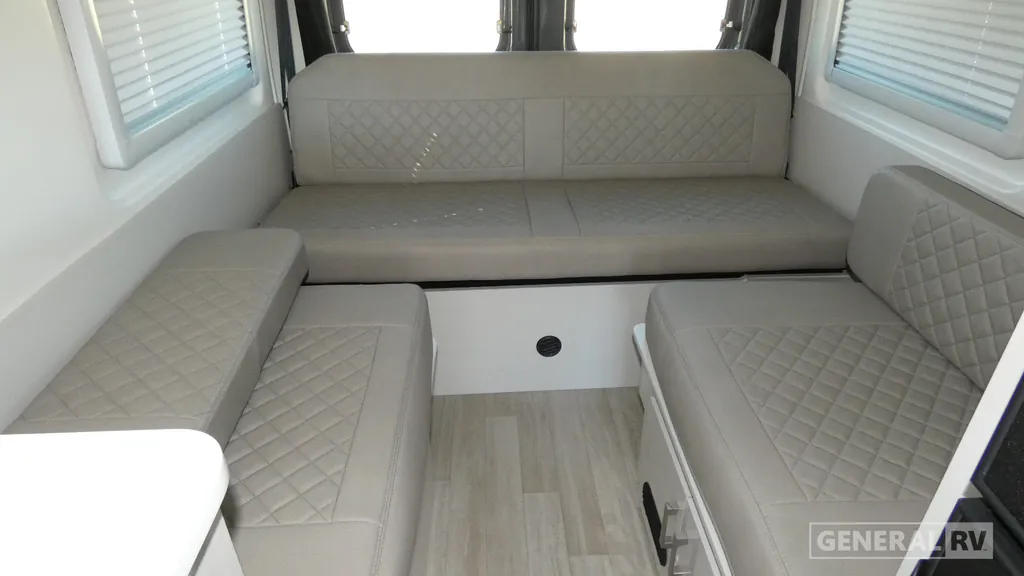 2027 Thor Motor Coach Tellaro 20Y, Photos photo 22